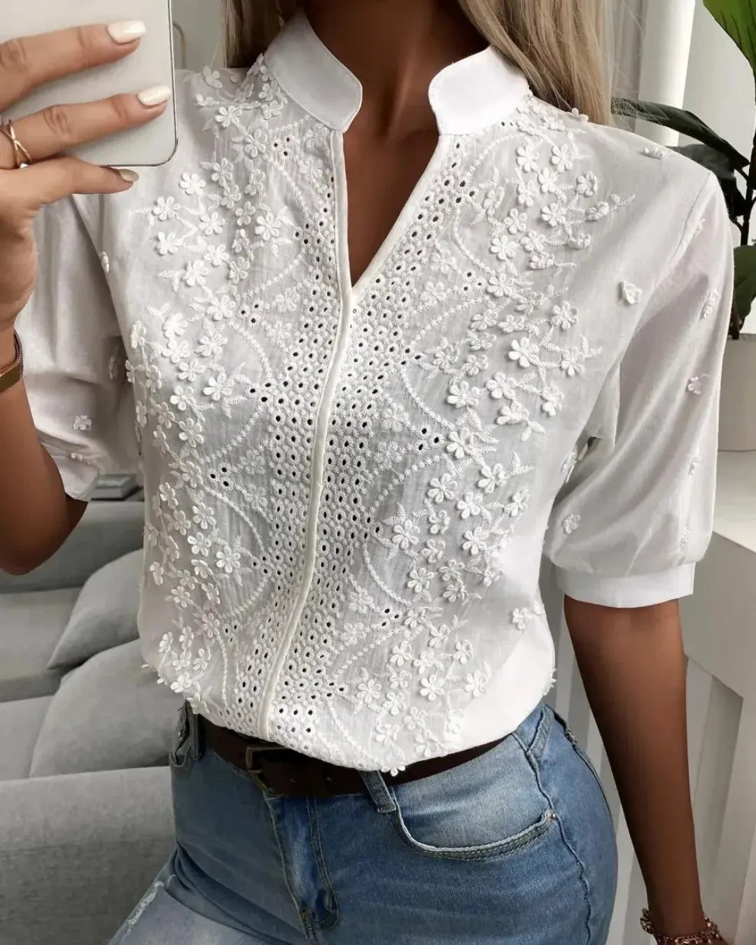 Embroidered White Cotton Blouse with Mandarin Collar